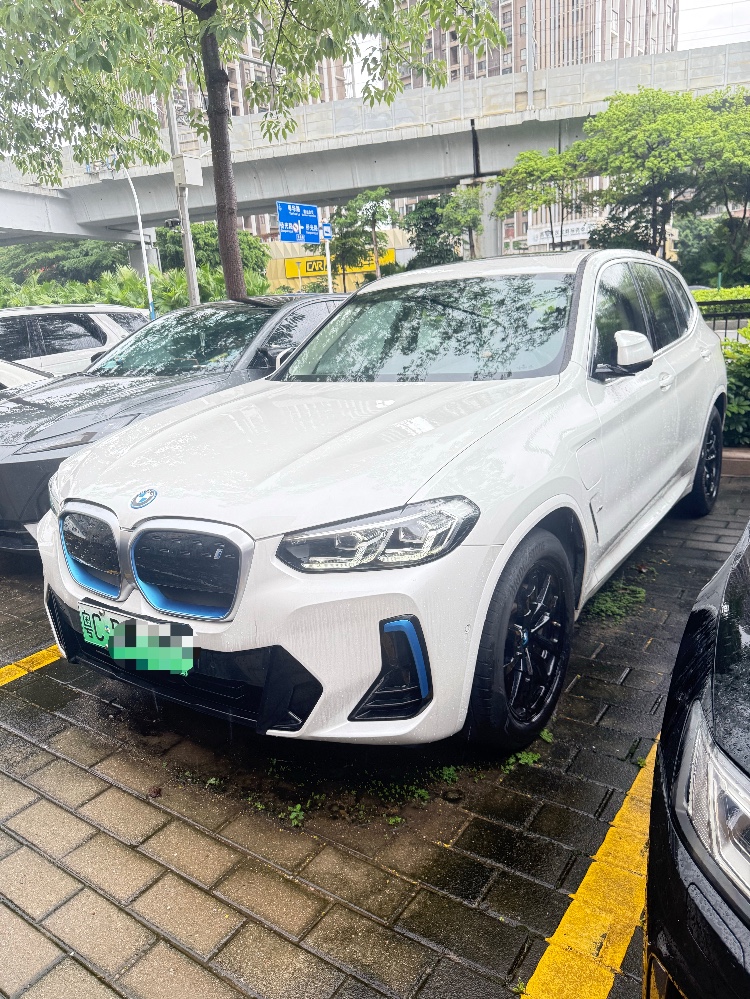 珠海22年宝马I31