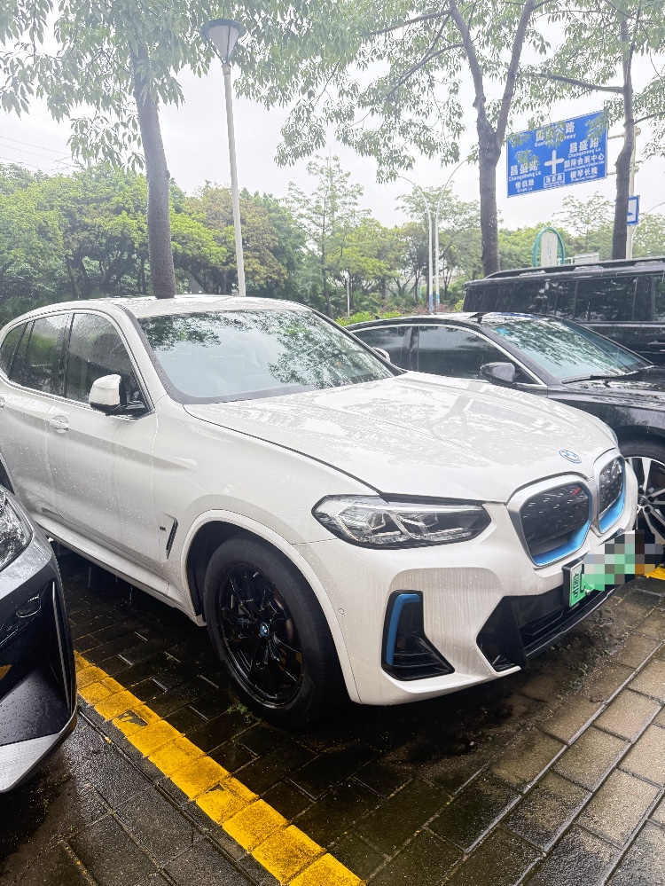 珠海22年宝马I32