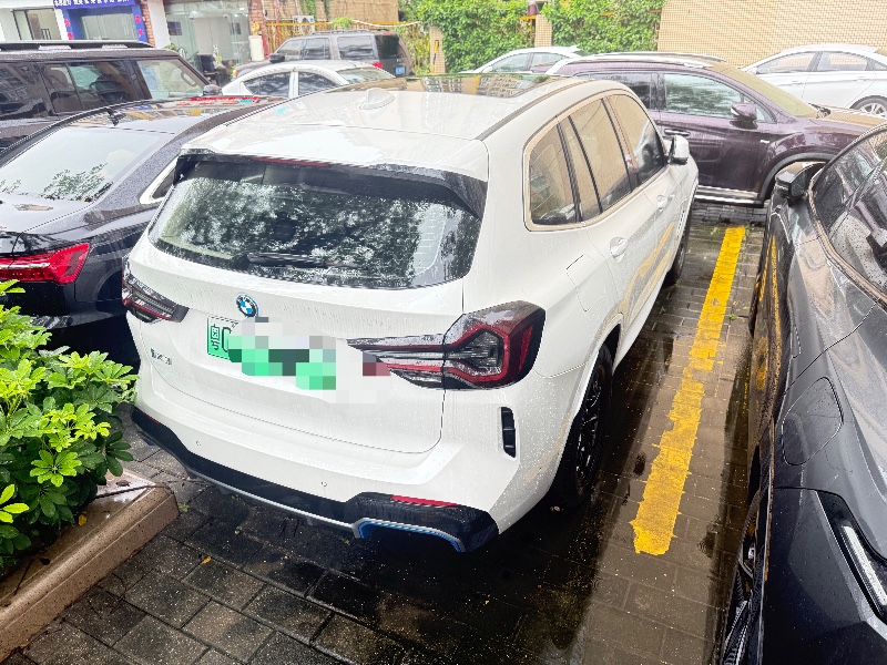 珠海22年宝马I33