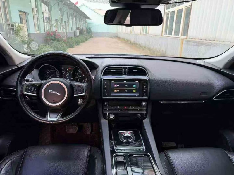 东营18年捷豹F-PACE6