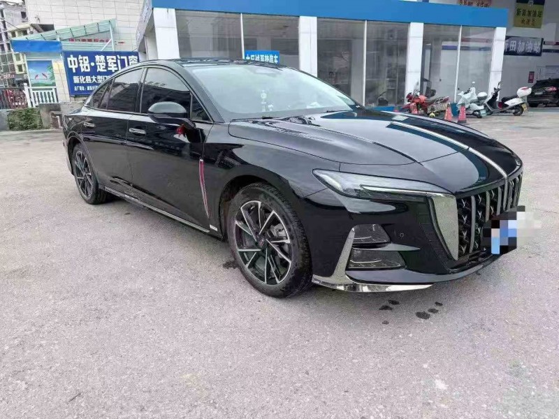 岳阳25年红旗H62