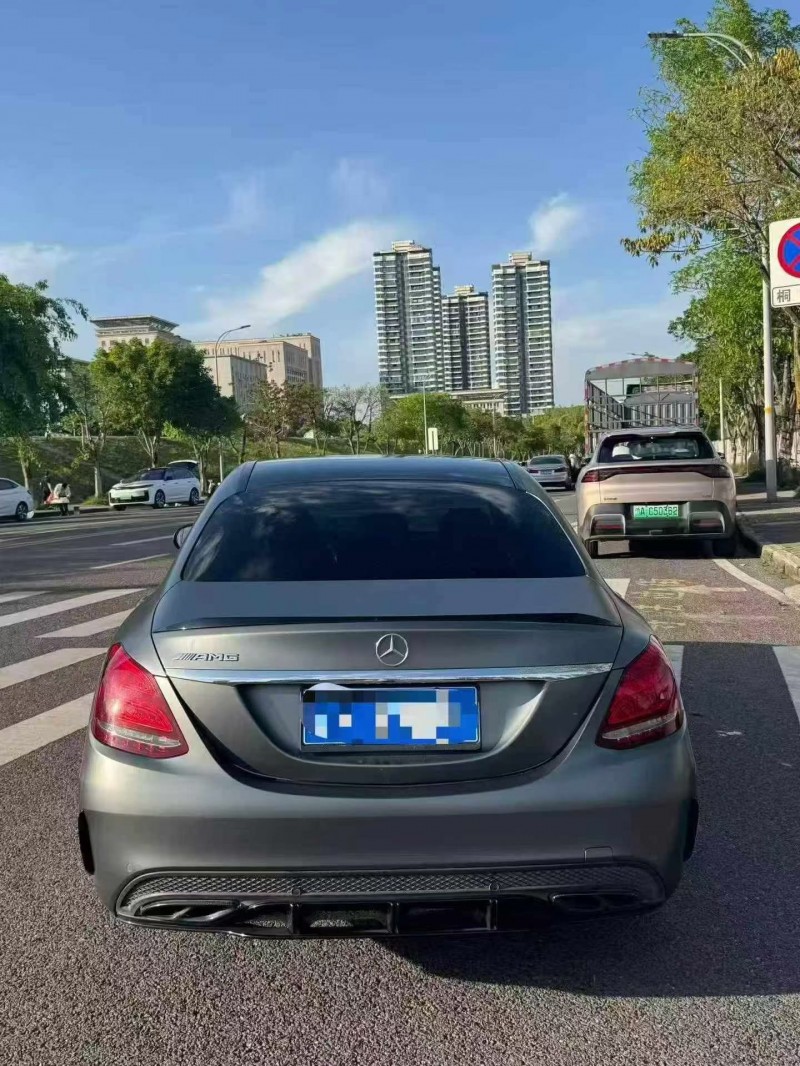 重庆18年奔驰AMG8