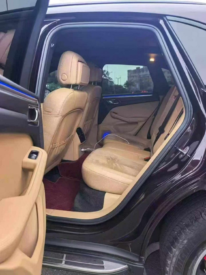 莆田17年保时捷Macan5