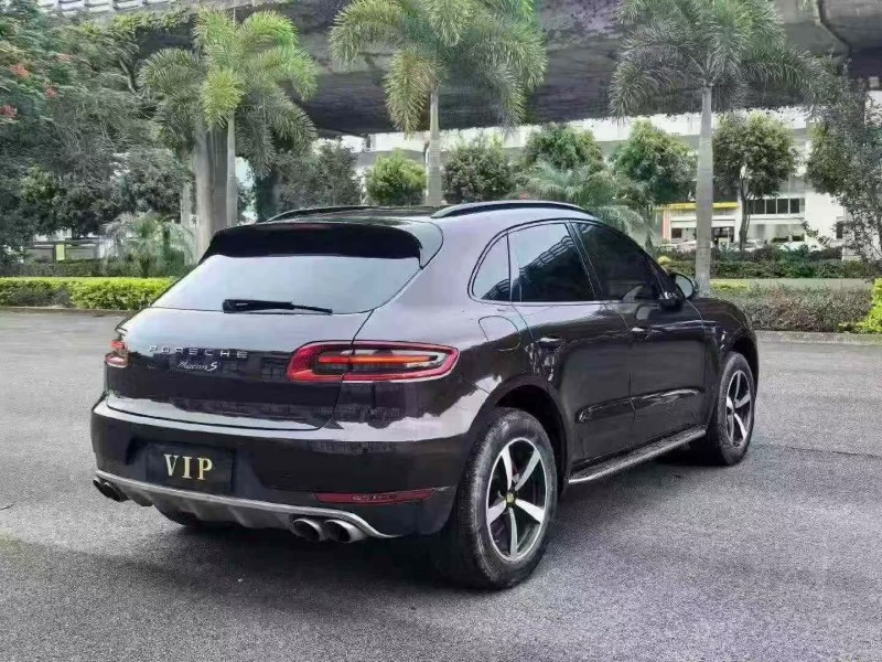莆田17年保时捷Macan8