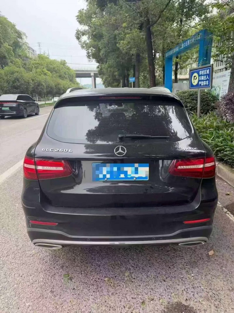 重庆19年奔驰GLC7