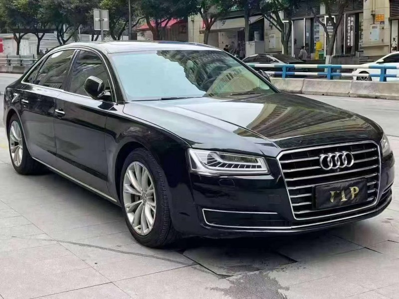 重庆17年奥迪A8L3