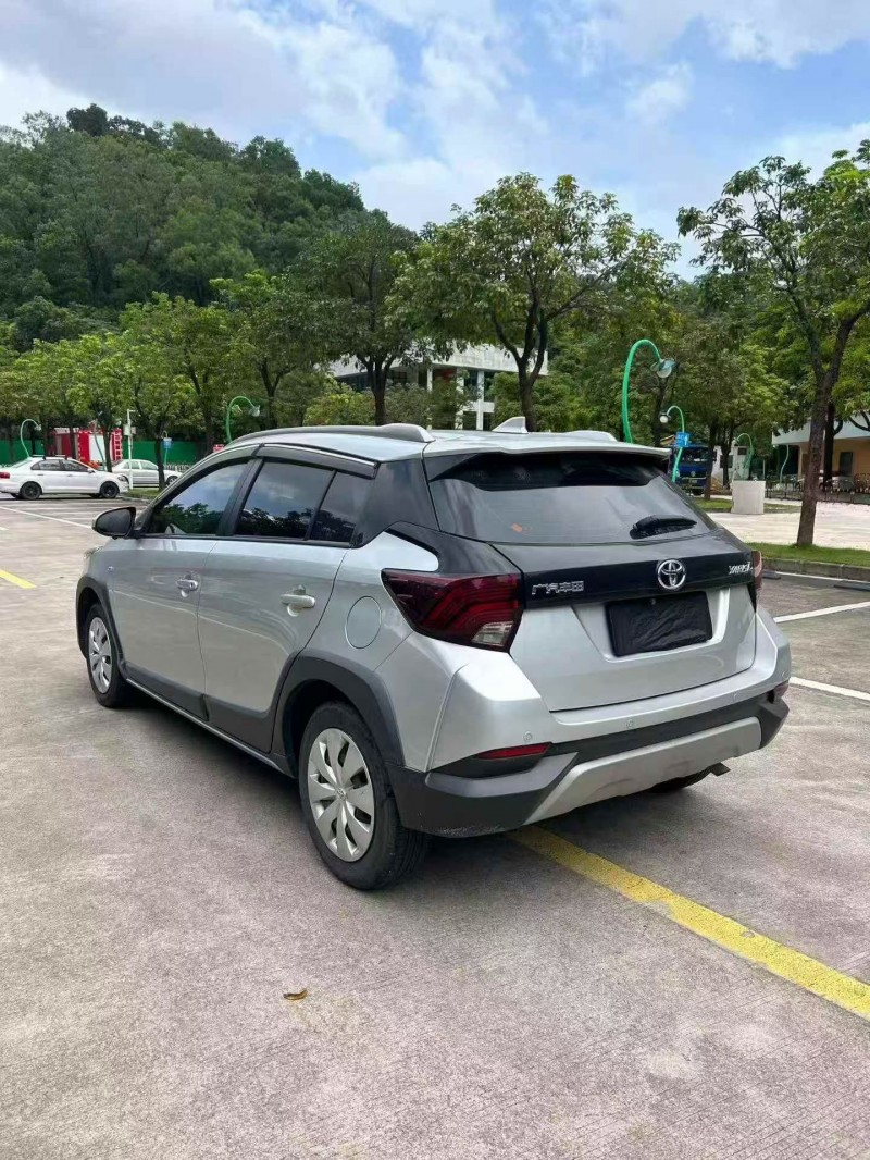 佛山22年丰田YARiS L 致炫7