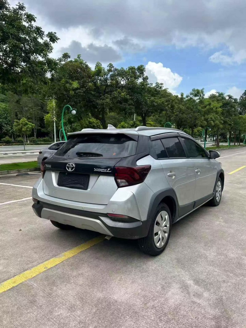 佛山22年丰田YARiS L 致炫8
