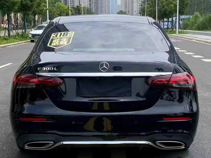 宜昌20年奔驰E8