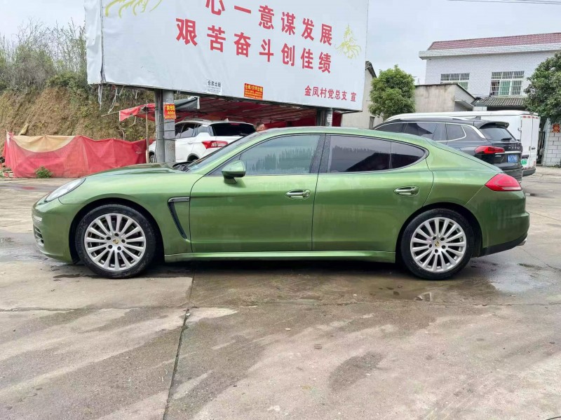 邵阳15年保时捷帕拉梅拉8