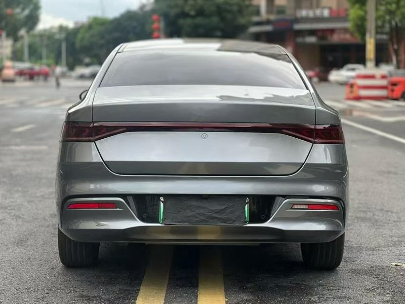 东莞22年比亚迪秦9