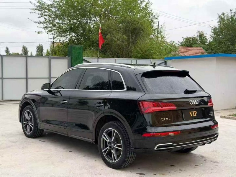 东营20年奥迪Q57
