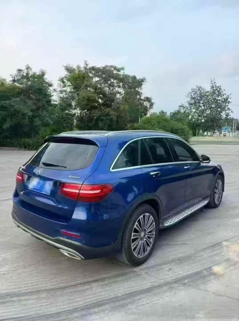 东营16年奔驰GLC7