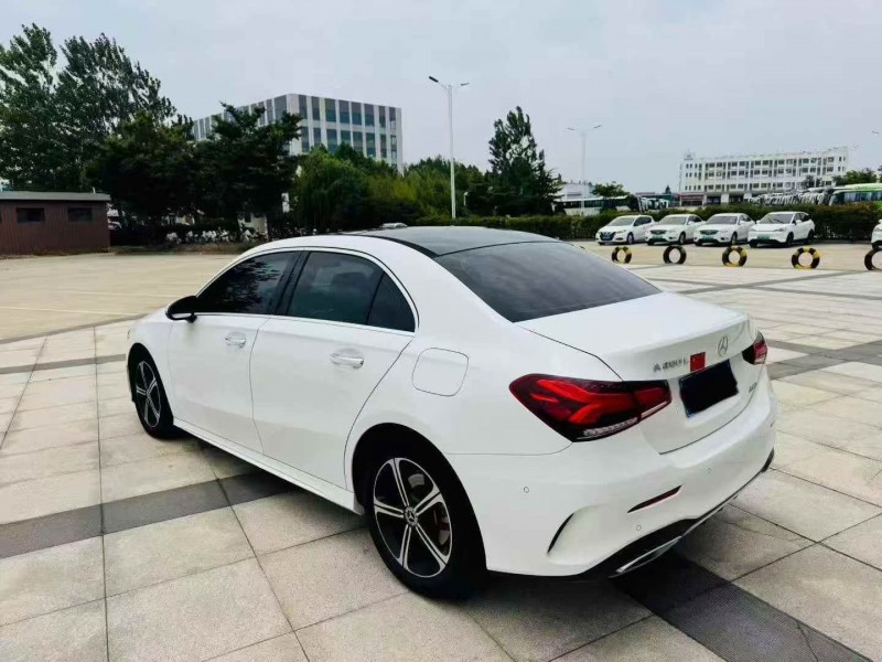 烟台19年奔驰A9
