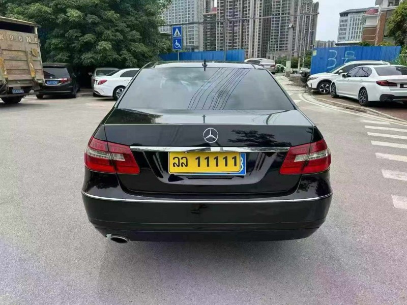 南宁13年奔驰E9
