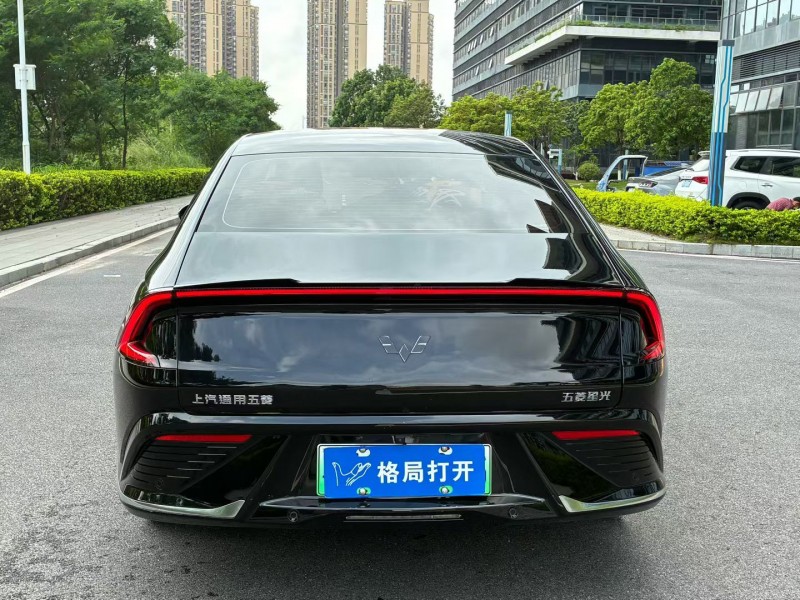 汕头24年五菱汽车星光9