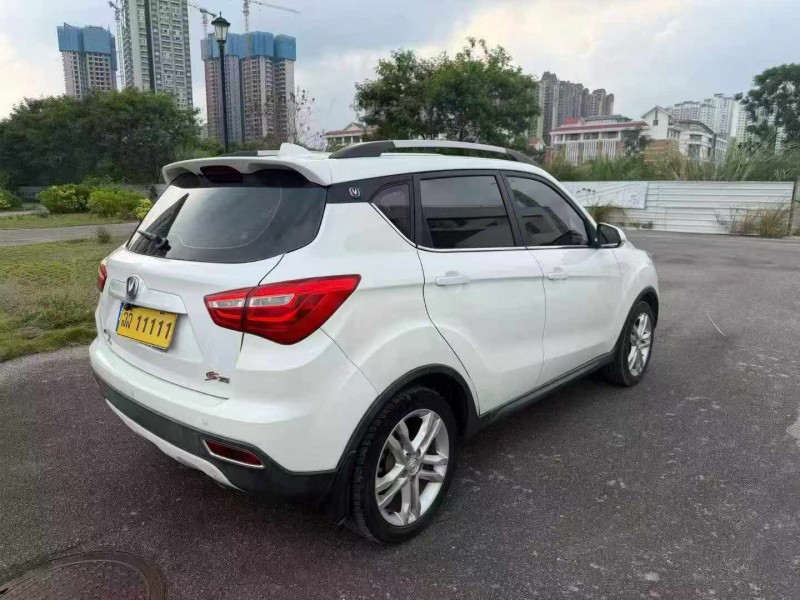 南宁17年长安汽车CS357