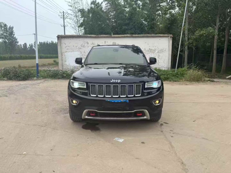 徐州14年Jeep大切诺基1