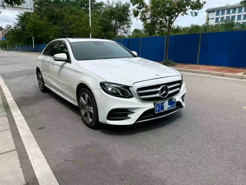 南宁17年奔驰E2