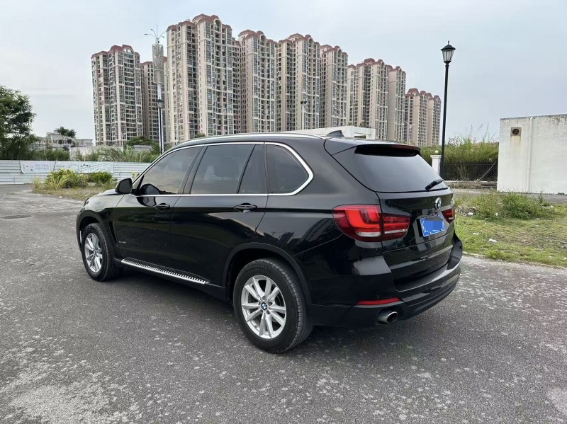 南宁17年宝马X57