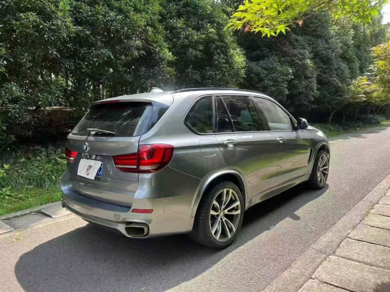 衢州17年宝马X58