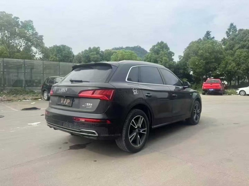 嘉兴21年奥迪Q57