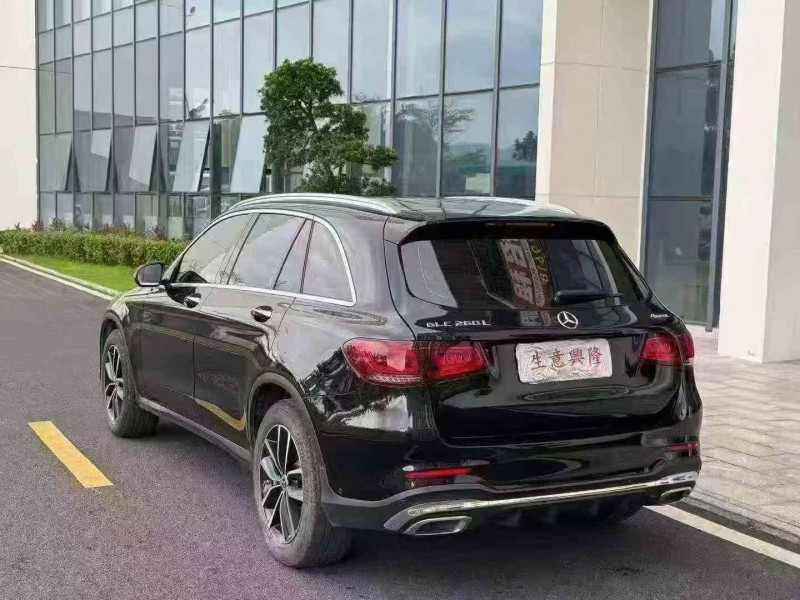 江门22年奔驰GLC9