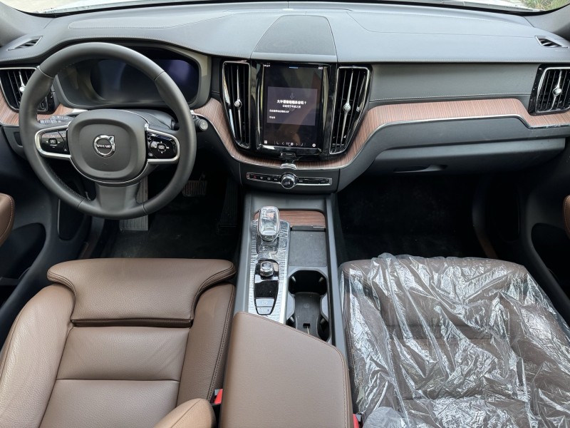 济宁25年沃尔沃XC604