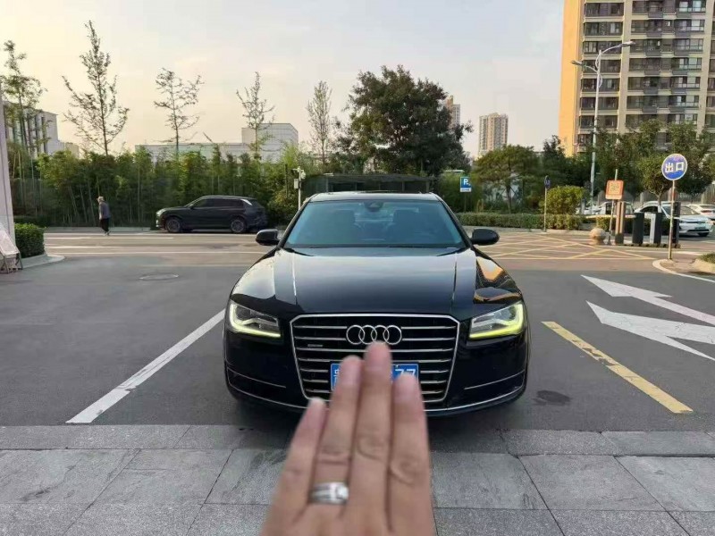 烟台15年奥迪A8L1