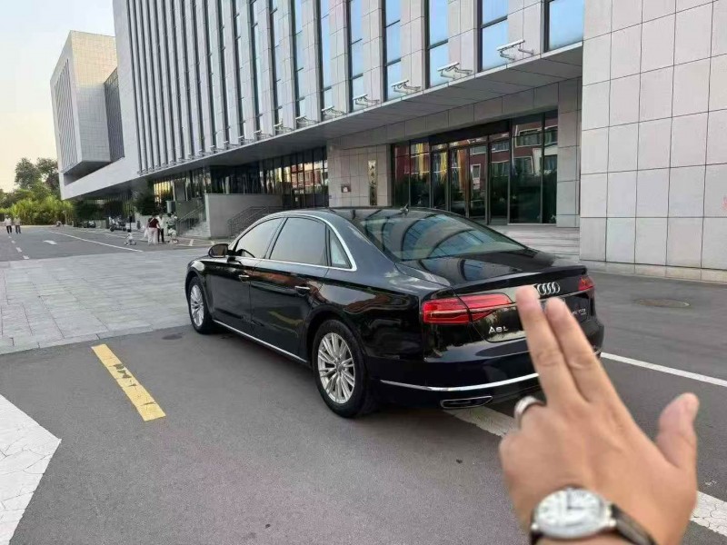 烟台15年奥迪A8L7