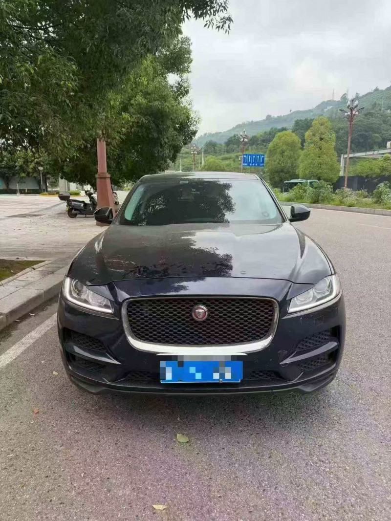 重庆20年捷豹F-PACE1
