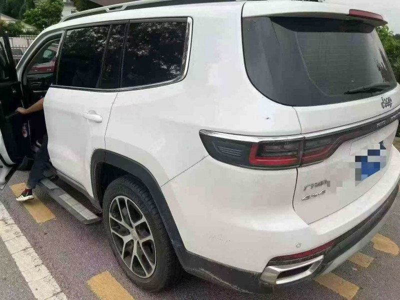 重庆21年Jeep指挥官8