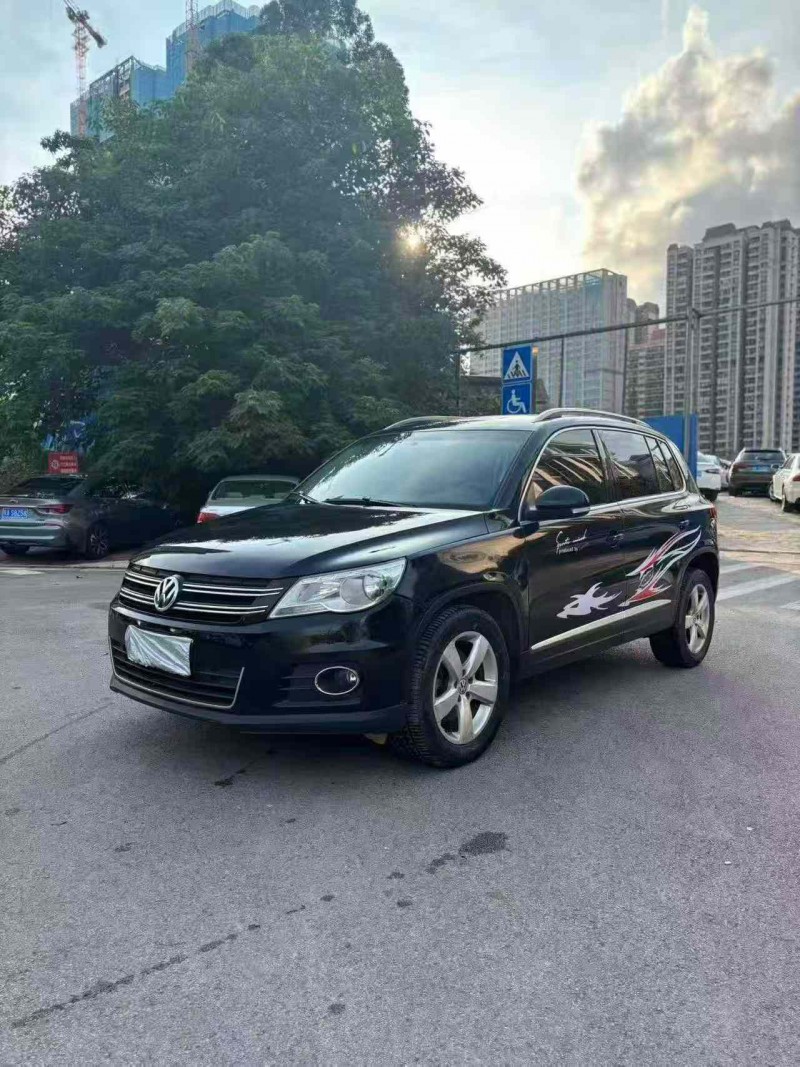 南宁12年大众途观2