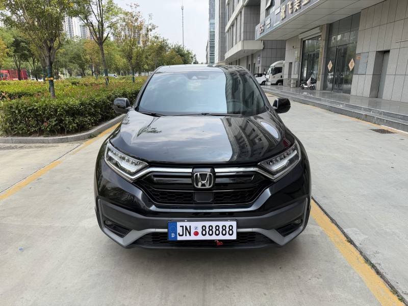 济宁22年本田CRV1