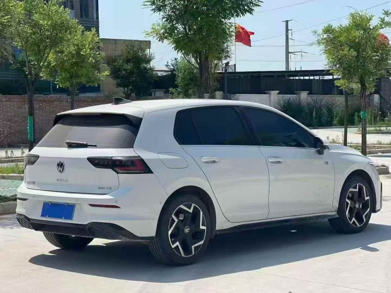 延安25年大众高尔夫7