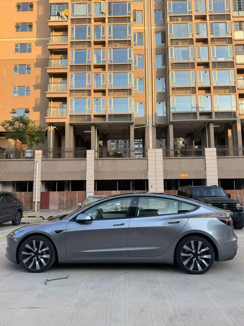 广州25年特斯拉MODEL 33