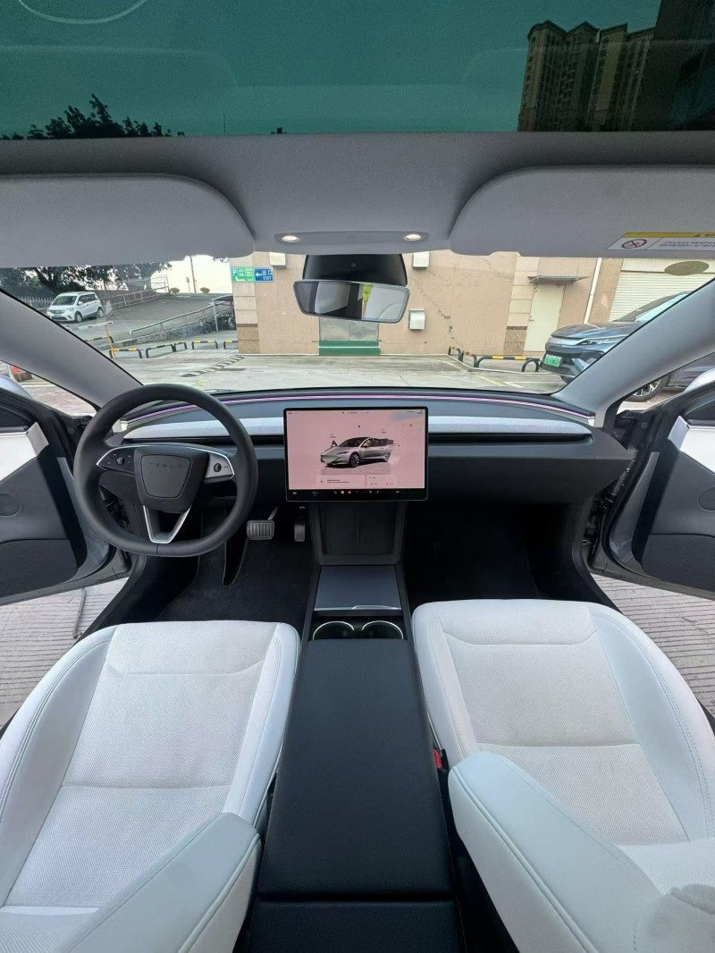 广州25年特斯拉MODEL 37