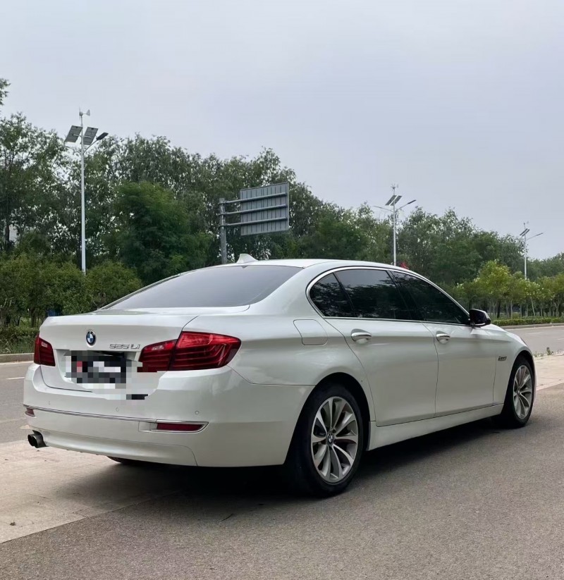 枣庄15年宝马5系9