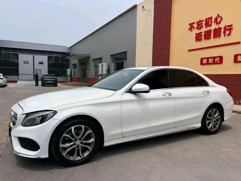东营17年奔驰C3