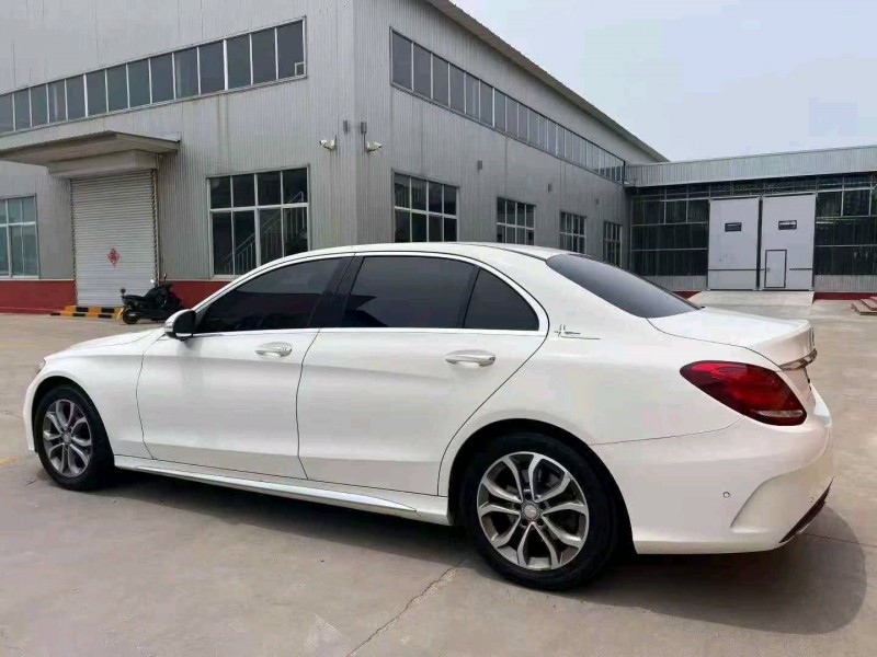 东营17年奔驰C7