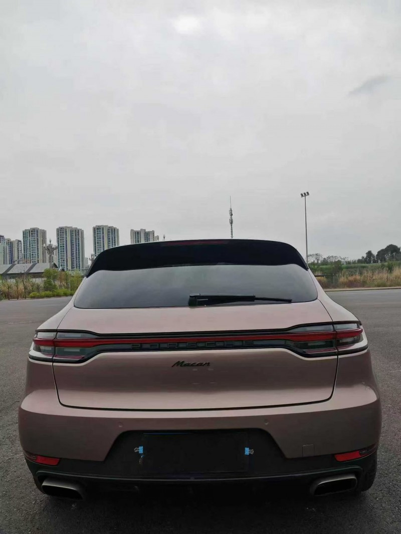 内江19年保时捷Macan9