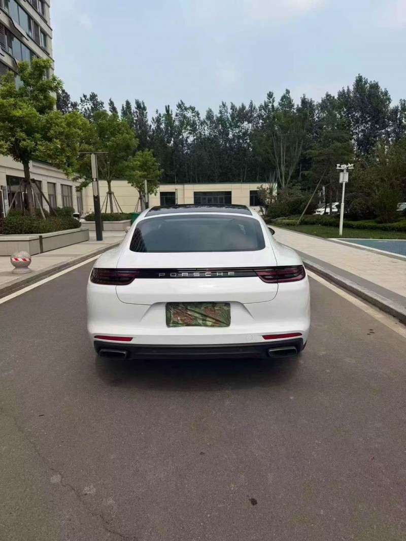 东营18年保时捷帕拉梅拉9