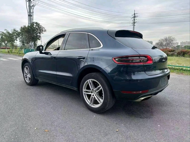 苏州15年保时捷Macan9