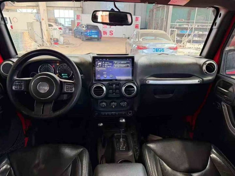 烟台17年Jeep牧马人6