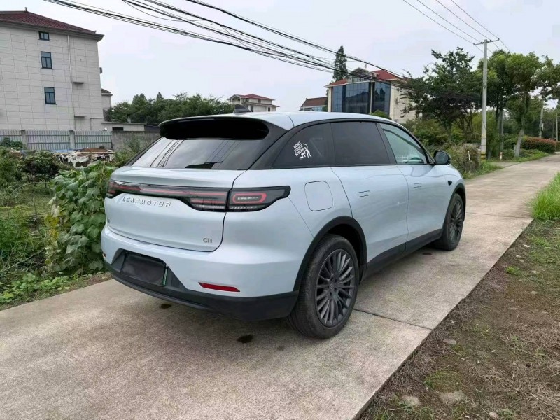 嘉兴23年零跑汽车C119