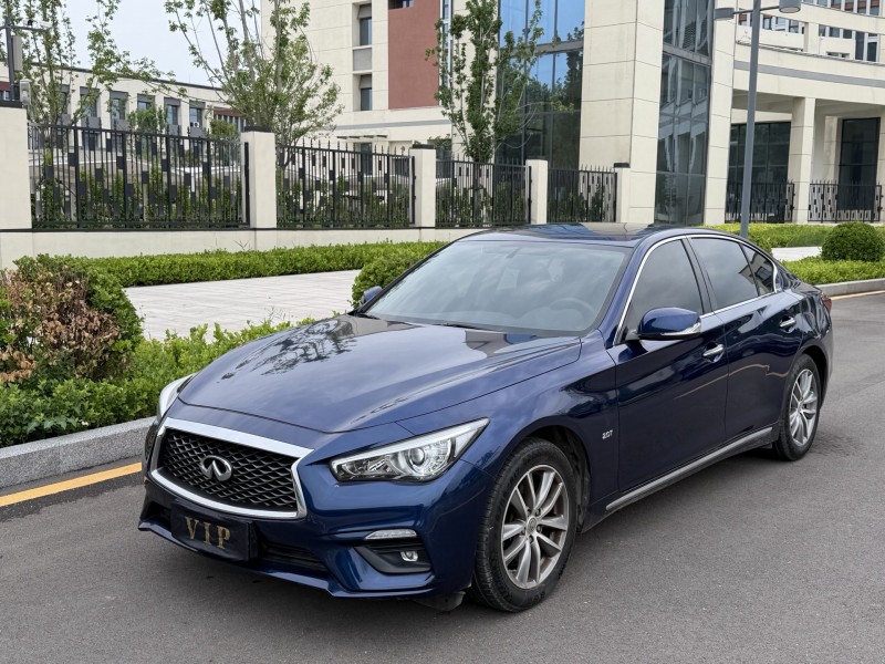 济宁20年英菲尼迪Q50L2