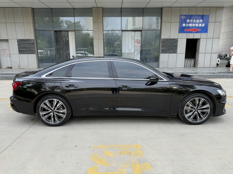 济宁22年奥迪A6L4