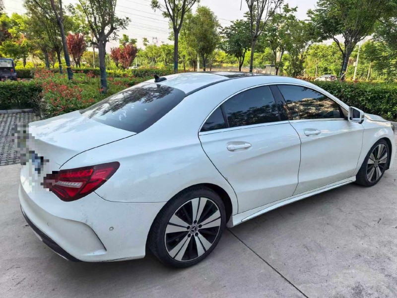 济宁18年奔驰CLA7