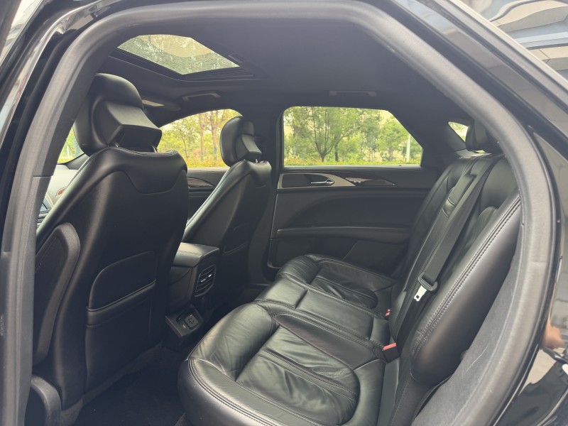 济宁18年林肯MKZ7