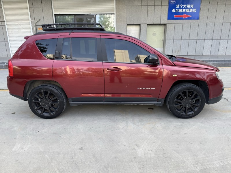 济宁13年Jeep指南者7